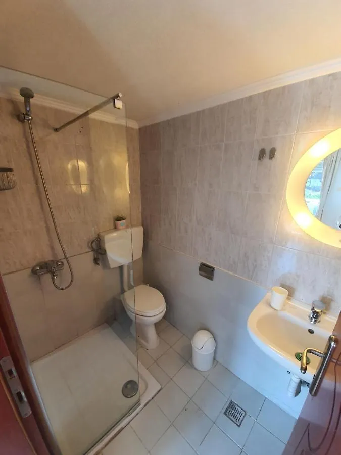Sunset_Apartments Only 15 Meters From The Sea Neos Marmaras Hotel de apartamente